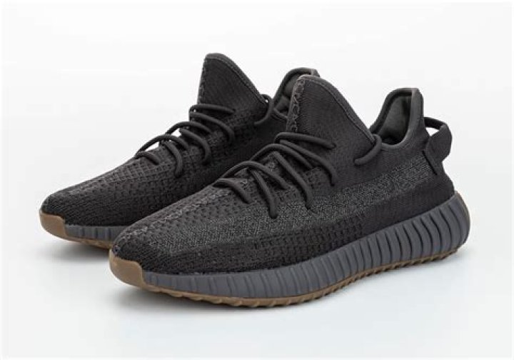 Can you tell if yeezys are fake?