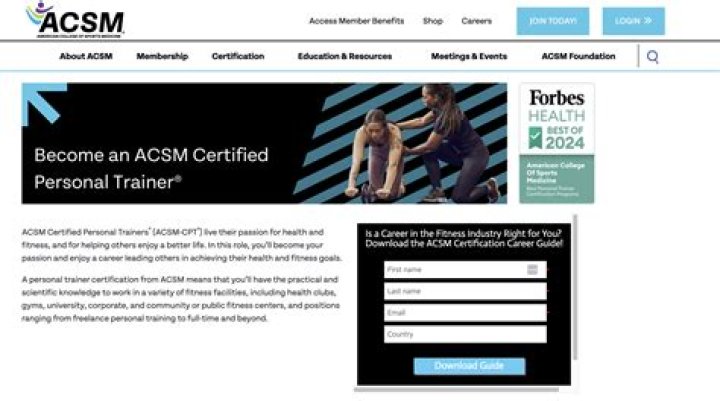 Does ACSM offer certifications for personal fitness trainers?
