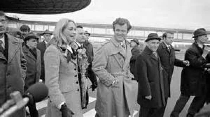 How did Kennedy help the economy?
