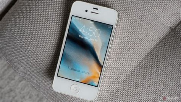 How will the iPhone 4S affect the stock market?
